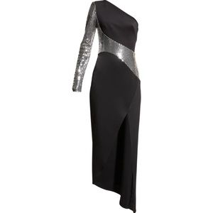 SHO
Sequin-Sleeve One-Shoulder Slit